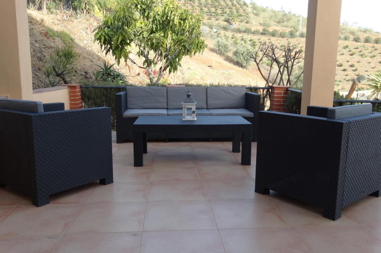 ולז-מאלגה Finca La Vida Tranquila מראה חיצוני תמונה