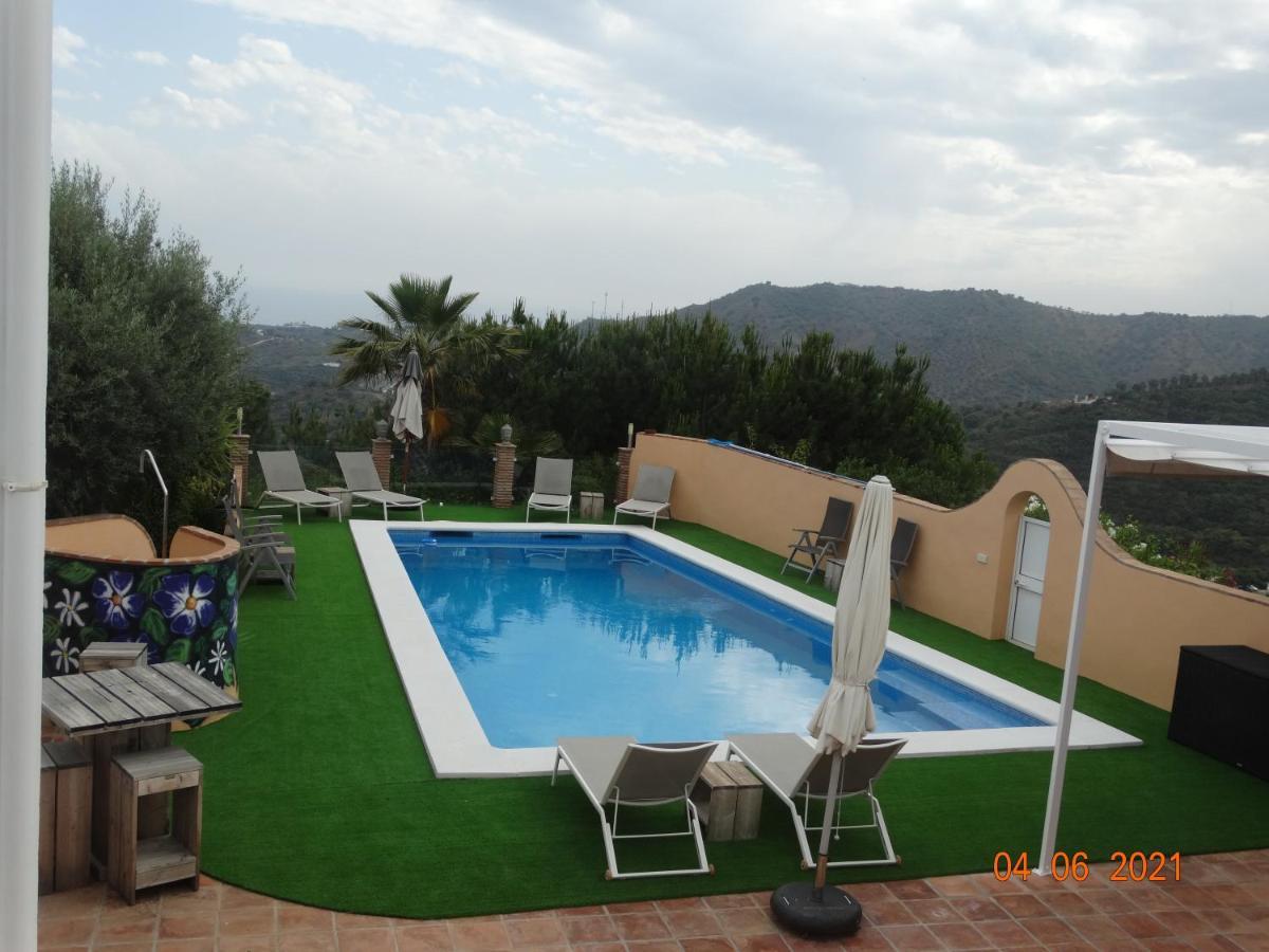 ולז-מאלגה Finca La Vida Tranquila מראה חיצוני תמונה